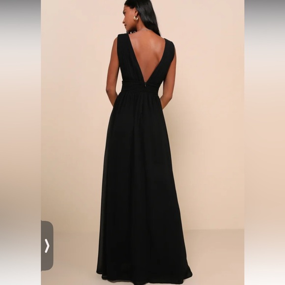 Lulu’s Black Heavenly Hues Airy Woven Chiffon Plunging V-Neck Maxi Dress M - Picture 4 of 15